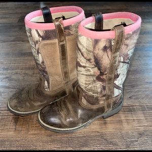 WOMEN'S ARIAT All Weather Boot